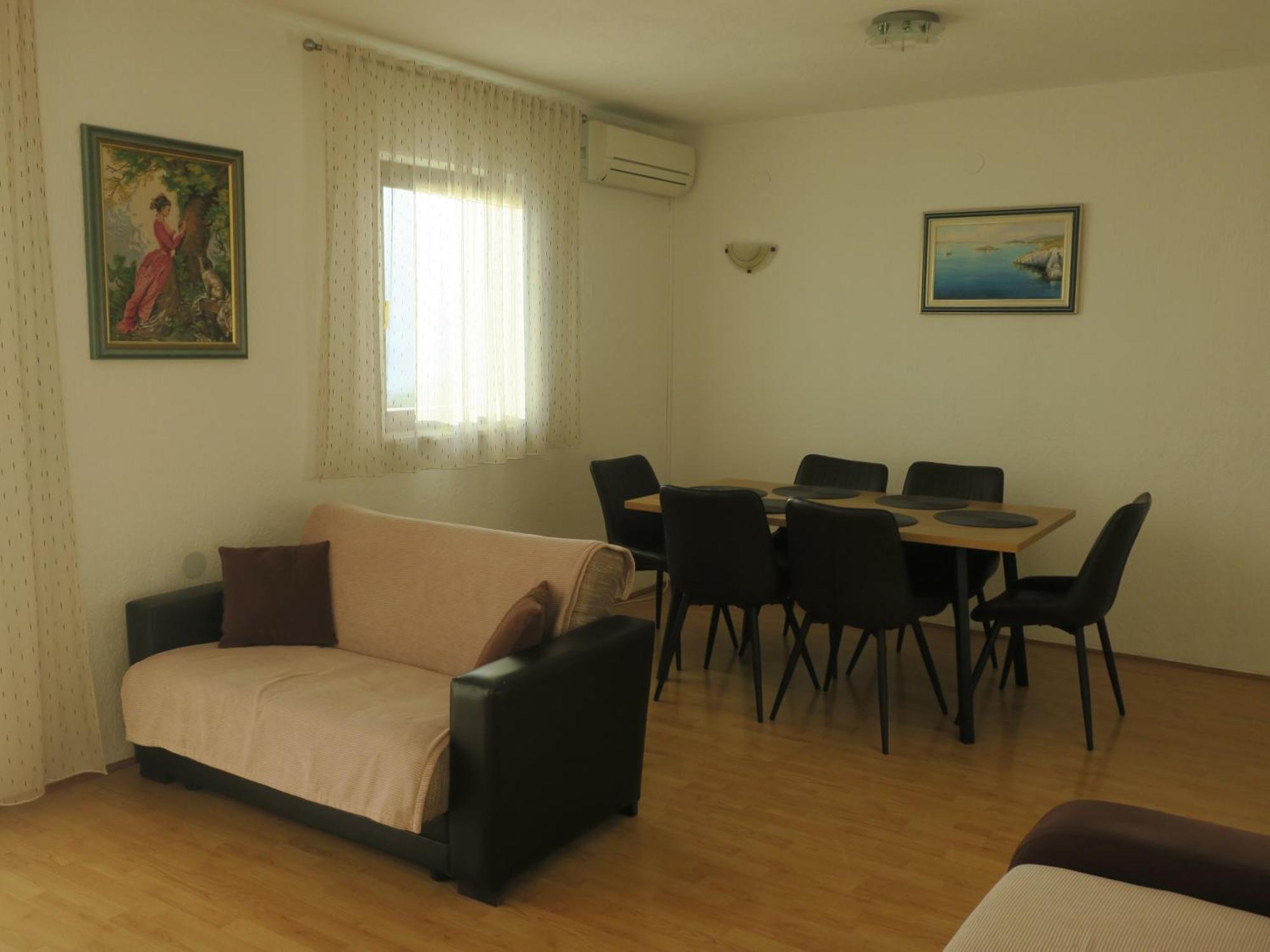 Mesic Apartment セニ エクステリア 写真